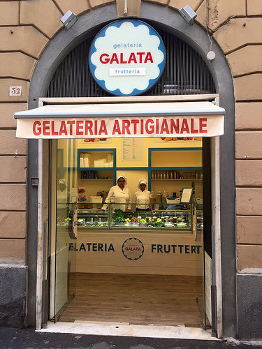 gelateria frutteria galata