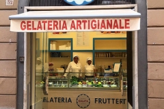 gelateria frutteria galata